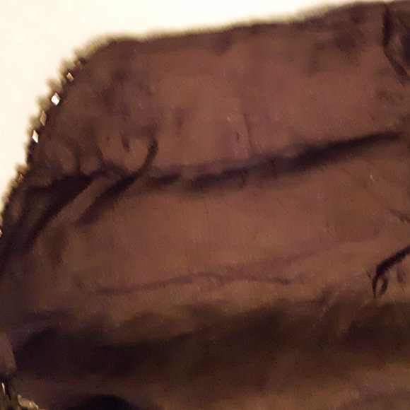 HUGE SALE Beautiful Shimmer Sequin top Sz M - Picture 8 of 9